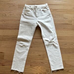 Gap White Distressed Cheeky Straight High Rise Jeans in Size 25
